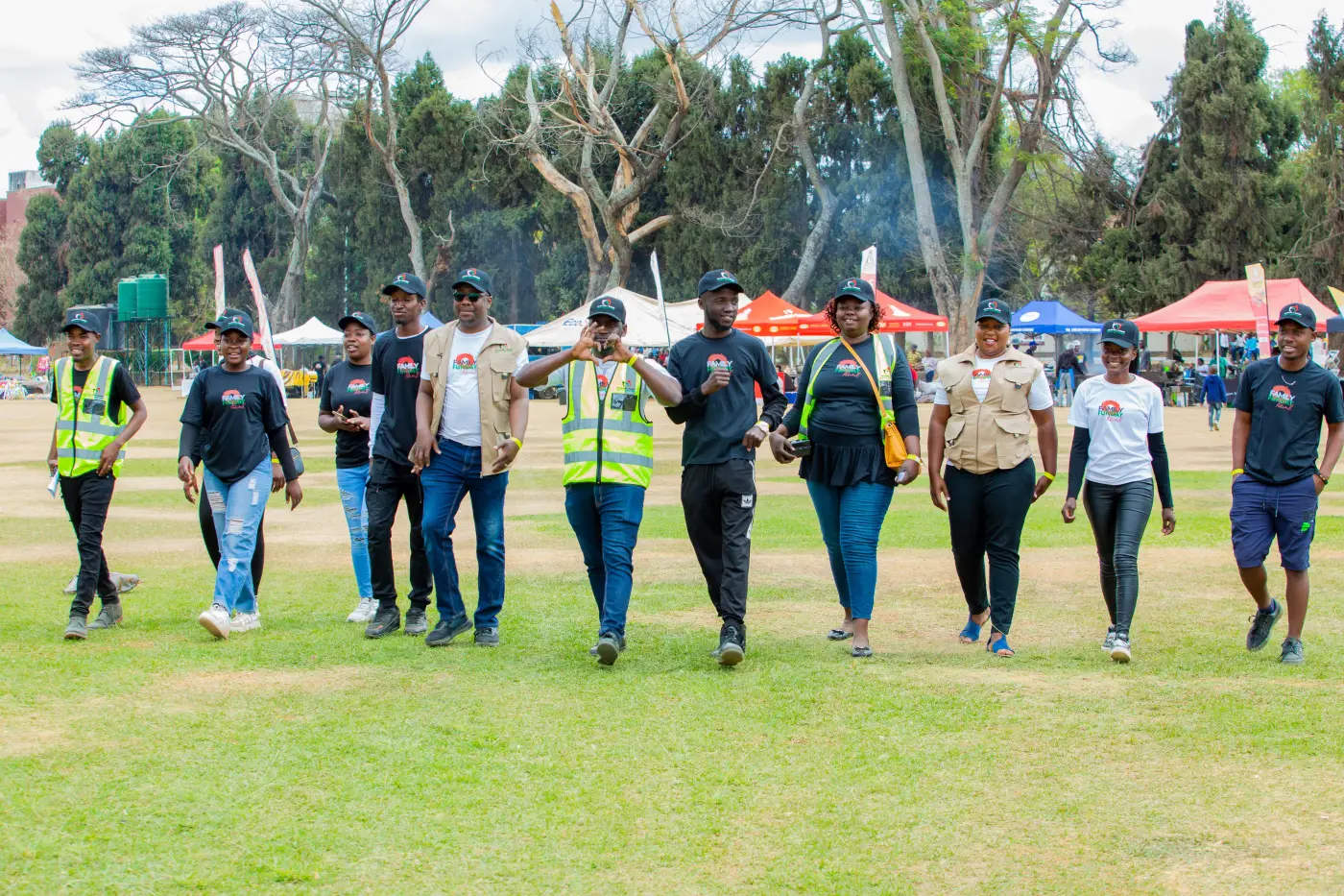 VNZ volunteers walking together at a community event